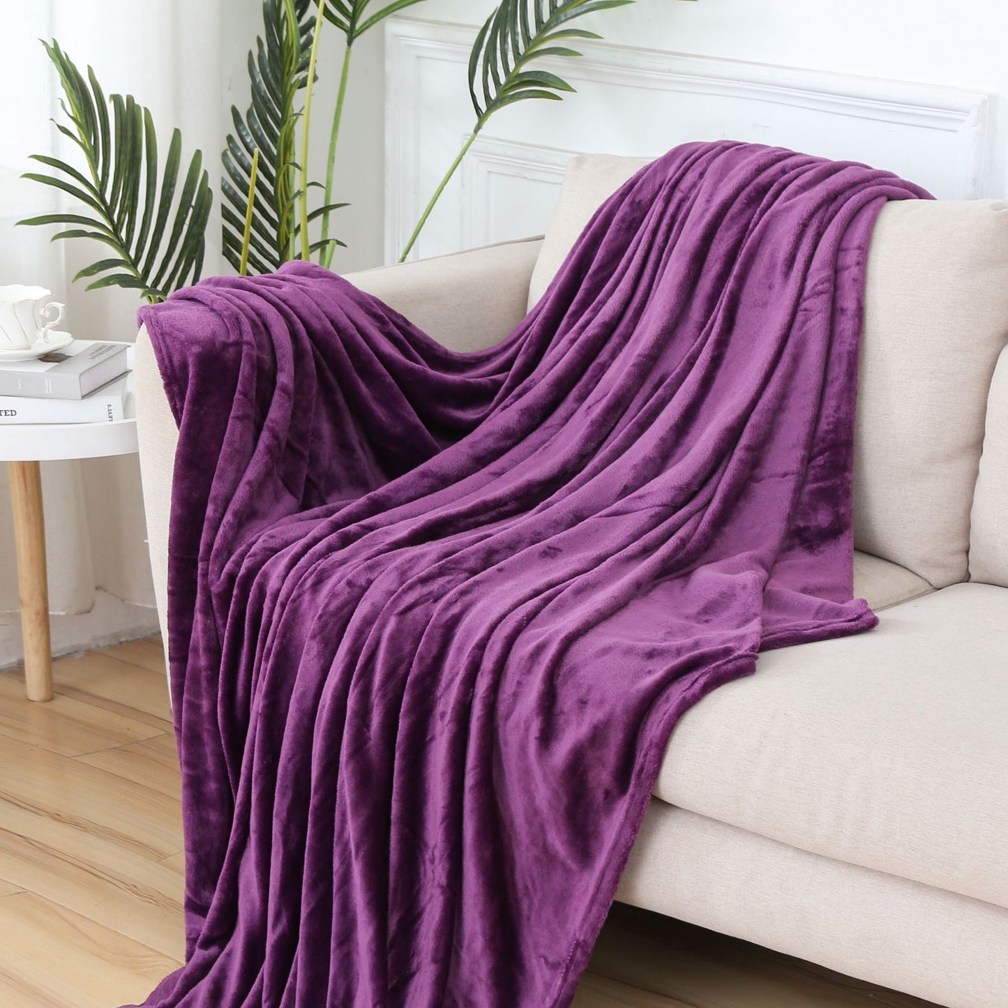 Ensfarget Flanellteppe – Ultratynn Varme for Maksimal Komfort - Nordic Vinterstil