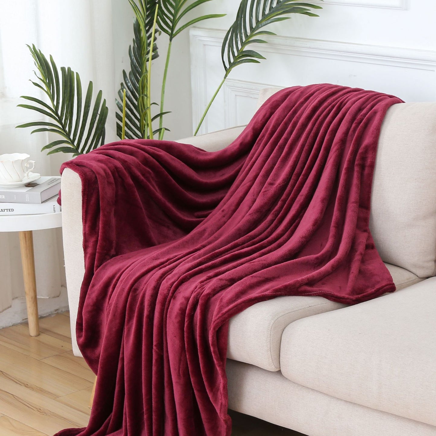 Ensfarget Flanellteppe – Ultratynn Varme for Maksimal Komfort - Nordic Vinterstil